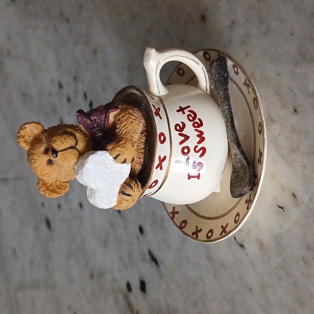 The Boyds Collection TBC Luvy Teabearie Love is Sweet Figurine